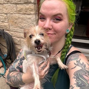 Meet your Posher, Courtney